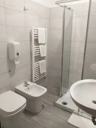 Deluxe Tek Büyük Yataklı Oda, Engellilere Uygun
