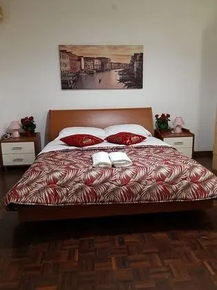 Classic Üç Kişilik Oda, Ortak Banyo