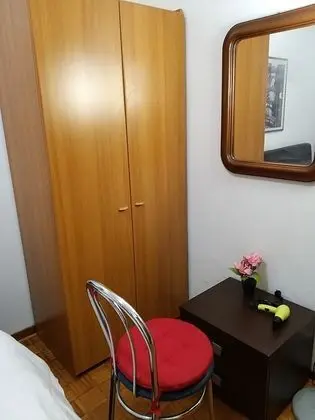 Standard Tek Büyük Yataklı Oda, Ortak Banyo, Bahçe Manzaralı