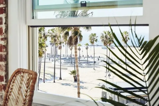 Ocean Front PH Bungalow