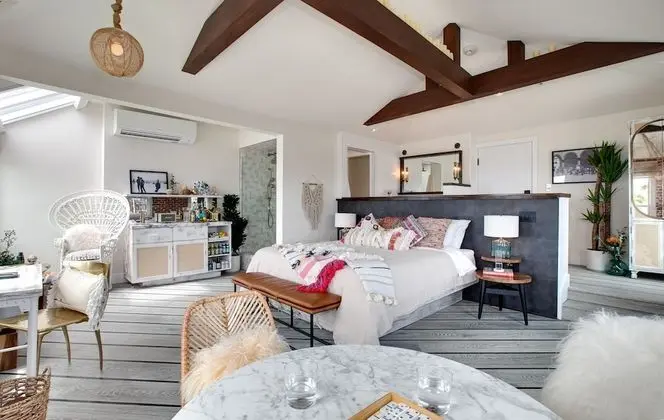 Ocean Front PH Bungalow