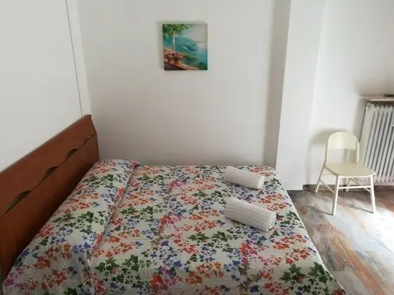 Standard Üç Kişilik Oda, Ortak Banyo