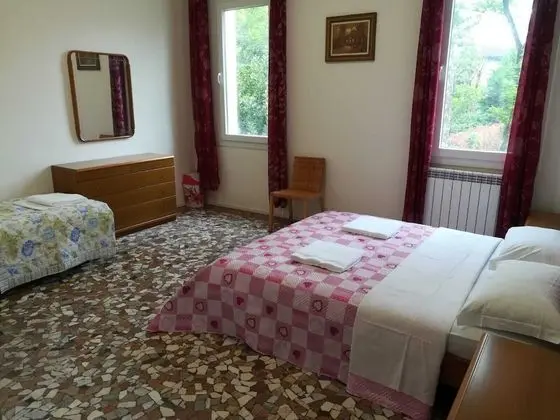 Standard Üç Kişilik Oda