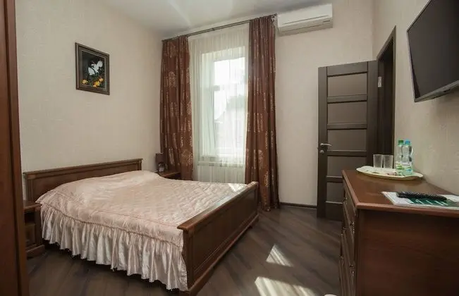 Tek Büyük Yataklı Oda (Budget)