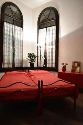 Economy Dört Kişilik Oda, Ortak Banyo