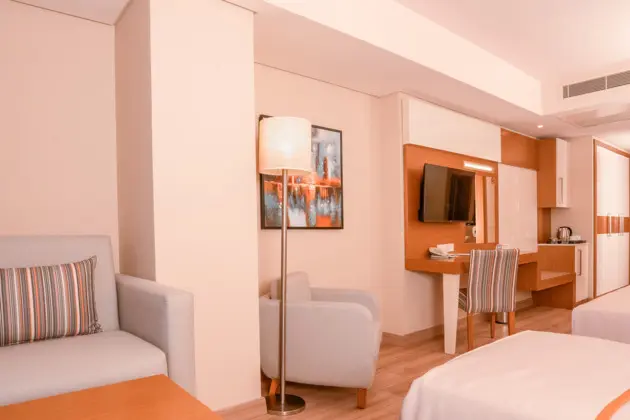 https://images.etstur.com/imgproxy/resize/2560x1440/files/images/hotelImages/etsrooms/679/Venosa_Beach_Resort___Spa_20250221155253_1.jpeg
