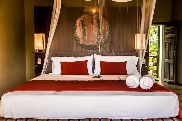 Deluxe Tek Büyük Yataklı Oda, Kısmi Deniz Manzaralı