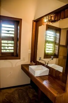 Deluxe Tek Büyük Yataklı Oda, Kısmi Deniz Manzaralı