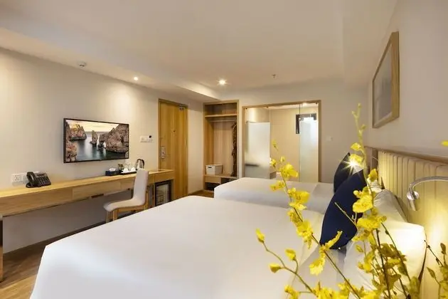 Deluxe Üç Kişilik Oda, Balkon