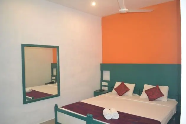 Deluxe Tek Büyük Yataklı Oda, 1 Büyük (Queen) Boy Yatak, Balkon, Bahçe Manzaralı