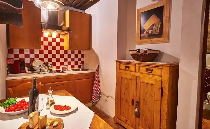 Comfort Oda, Havuz Manzaralı (Corbezzolo)