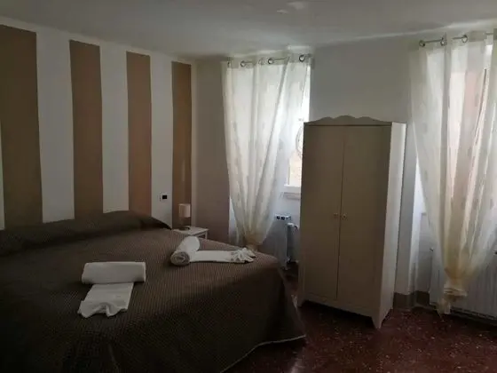 Standard Tek Büyük veya İki Ayrı Yataklı Oda (Libeccio)