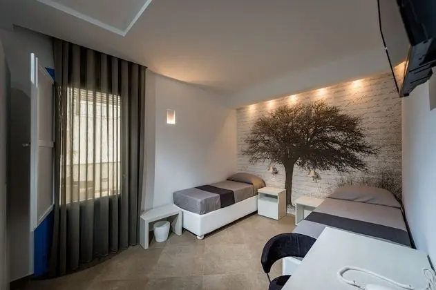 Tek Büyük Yataklı Oda, Teras, Avlu Manzaralı