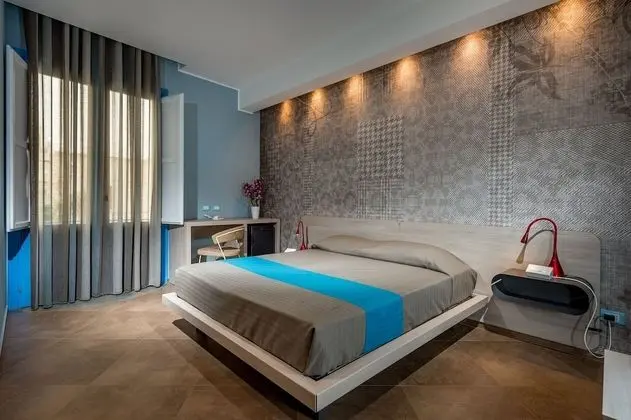 Tek Büyük Yataklı Oda, Teras, Avlu Manzaralı