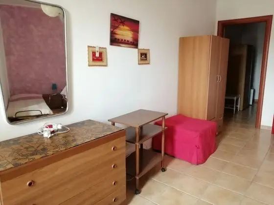 Tek Büyük Yataklı Oda, Bağlantılı Odalar