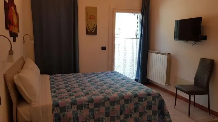 City Oda, 1 En Büyük (King) Boy Yatak, Sigara İçilmez, Balkon (Rio Maggiore)