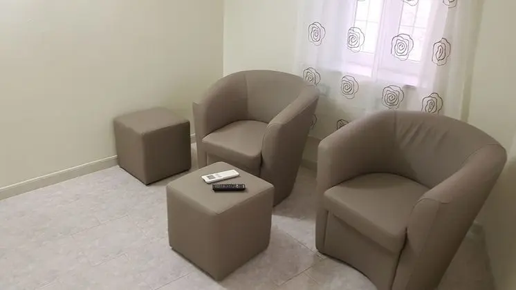 Club Dubleks, 1 En Büyük (King) Boy Yatak, Sigara İçilmez (Corniglia)