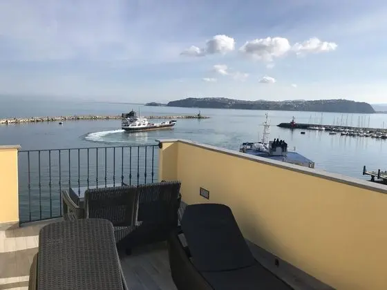 Royal Oda, Deniz Manzaralı (Levante)
