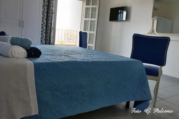 Ev, 4 Yatak Odası, Sigara İçilmez, Denize Sıfır