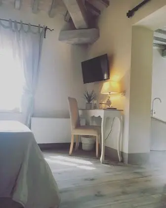 Superior Tek Büyük Yataklı Oda, Banyolu/Duşlu (Camera Romantica )