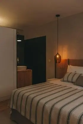 Tek Büyük veya İki Ayrı Yataklı Oda