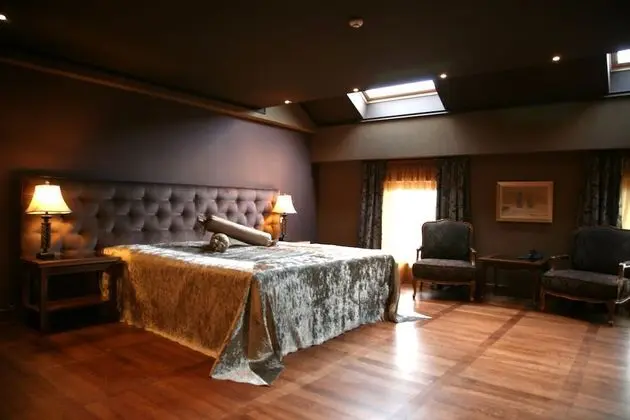 Deluxe Tek Büyük Yataklı Oda