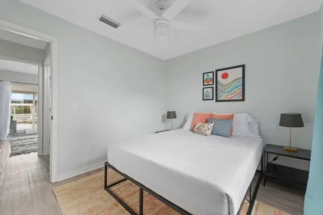 Ev, Birden Çok Yatak, Veranda, Havuz Manzaralı