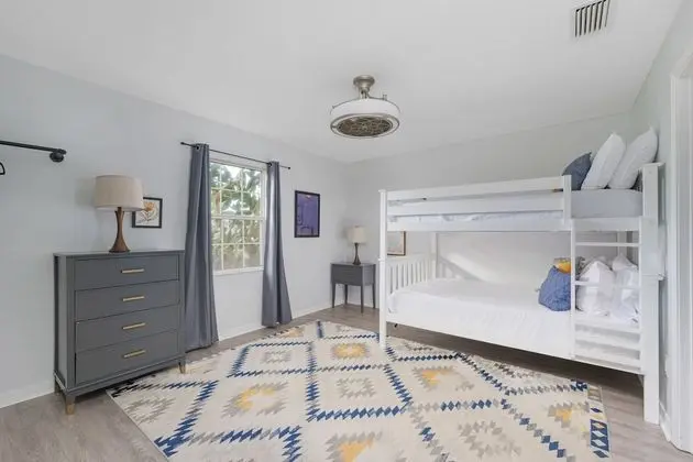 Ev, Birden Çok Yatak, Veranda, Havuz Manzaralı