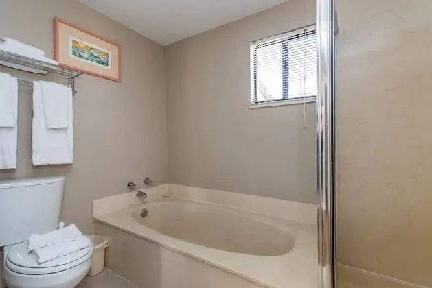 2 bedroom 2 bath townhome