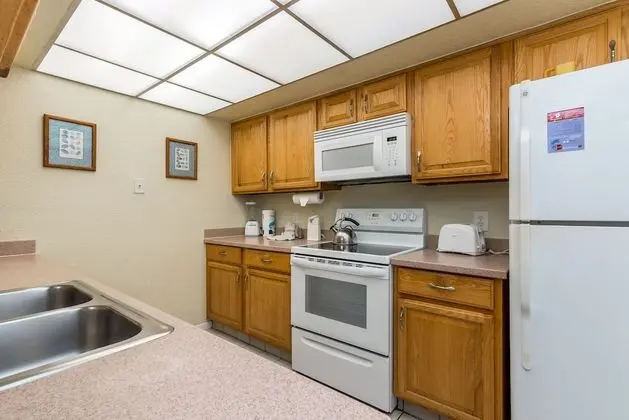 3 bedroom 3 bath townhome