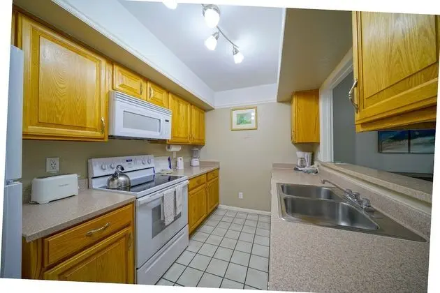 3 bedroom 3 bath townhome