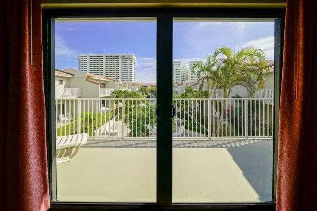 3 bedroom 3 bath townhome
