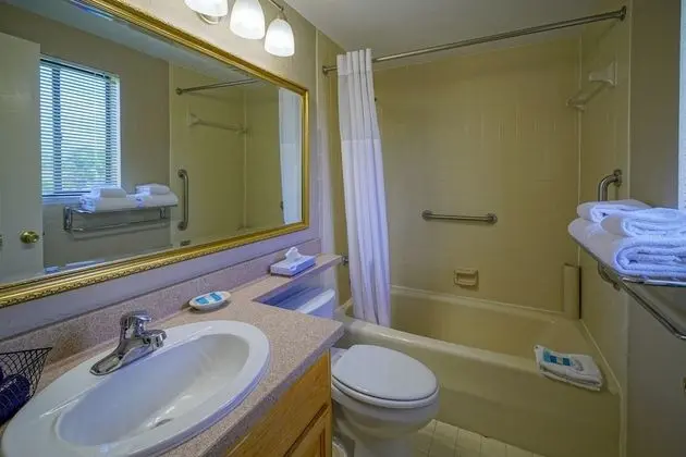3 bedroom 3 bath townhome