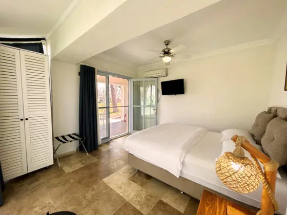 Bahçe Katı Standart Oda, Bahçe Manzaralı, Balkonlu