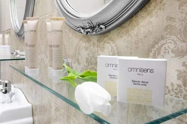 Standard Tek Büyük veya İki Ayrı Yataklı Oda, Balkon