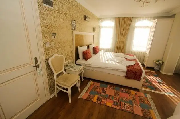 Aile Odası, Şehir Manzaralı