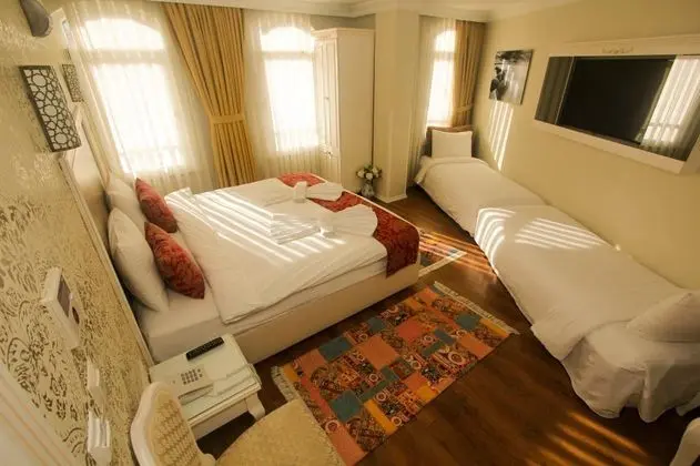 Aile Odası, Şehir Manzaralı