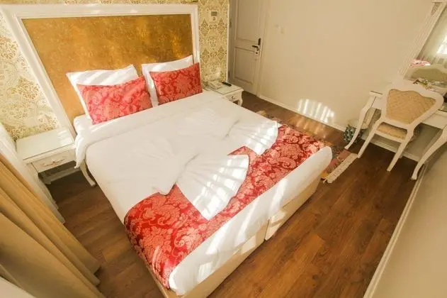 Tek Kişilik, Şehir Manzaralı