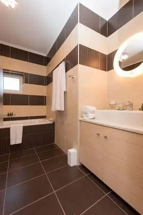 Superior Villa, 2 Yatak Odası, Kişiye Özel Havuzlu, Deniz Manzaralı