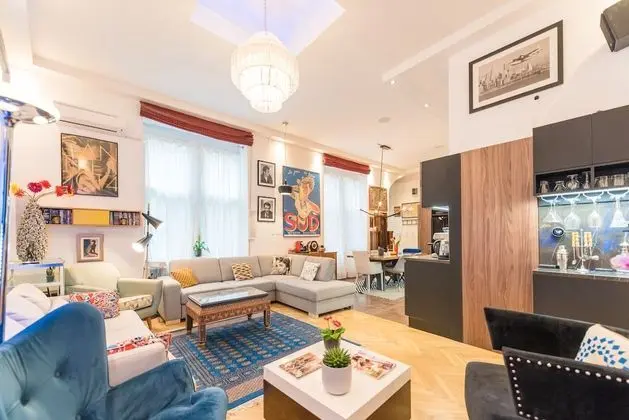 Elite Apart Daire, Birden Çok Yatak, Avlu Manzaralı
