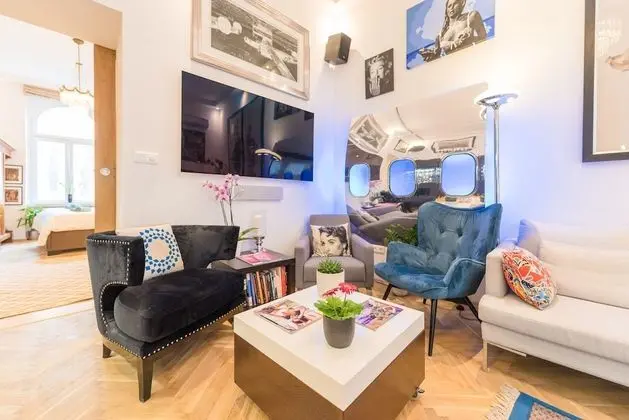 Elite Apart Daire, Birden Çok Yatak, Avlu Manzaralı