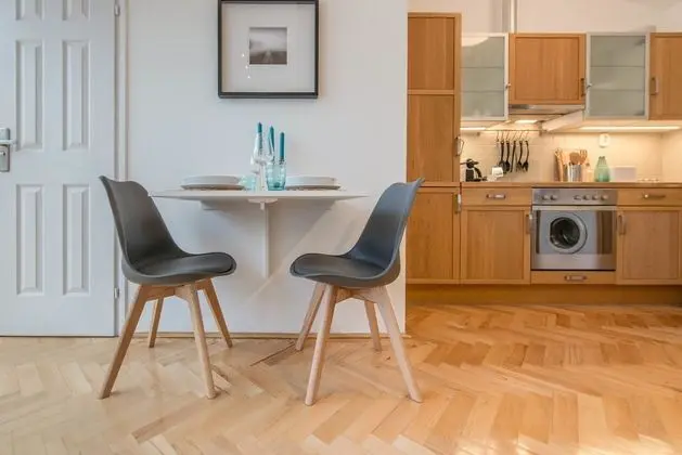 Superior Stüdyo Süit