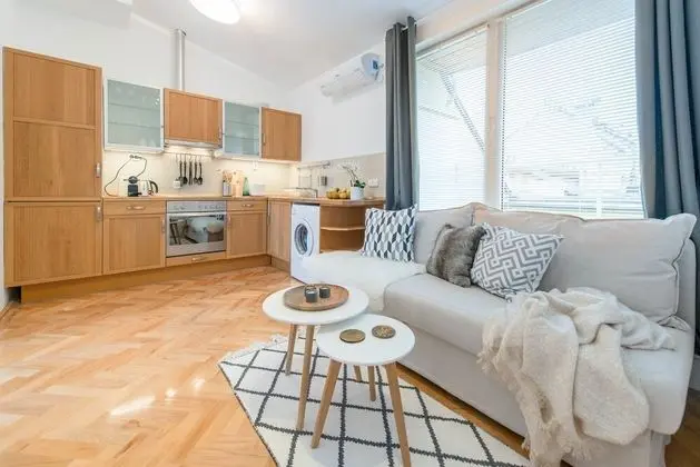 Superior Stüdyo Süit