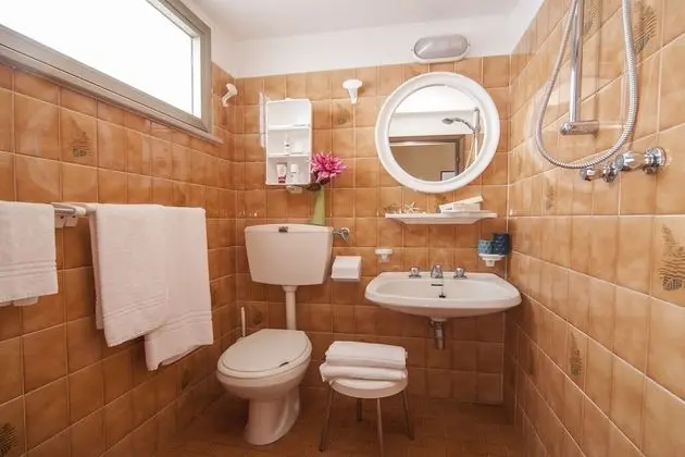 Tek Büyük veya İki Ayrı Yataklı Oda