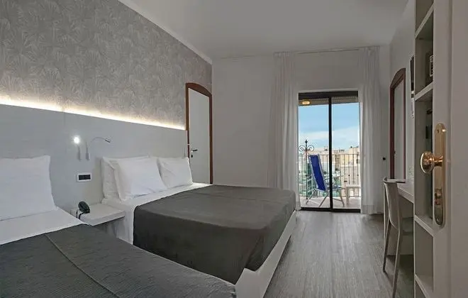 Üç Kişilik Oda, Birden Çok Yatak, Balkon, Deniz Manzaralı