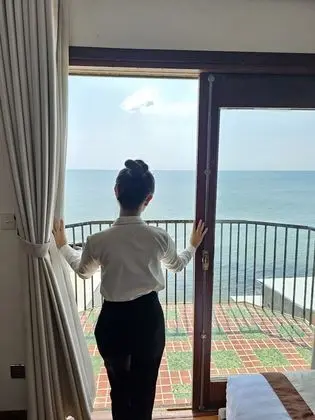 Deluxe Tek Büyük Yataklı Oda, Deniz Manzaralı