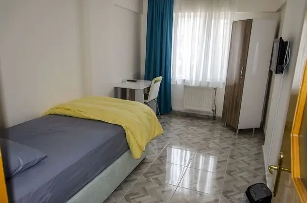 Tek Büyük Yataklı Oda