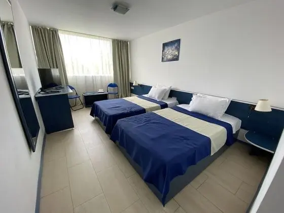 Tek Büyük veya İki Ayrı Yataklı Oda, Şehir Manzaralı
