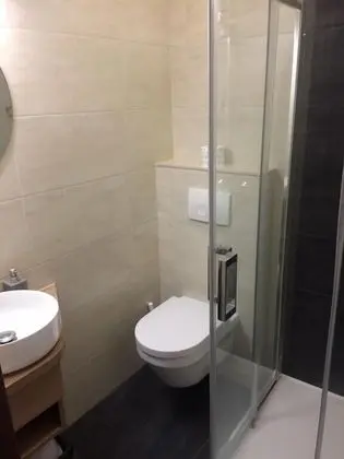 Classic Tek Büyük Yataklı Oda