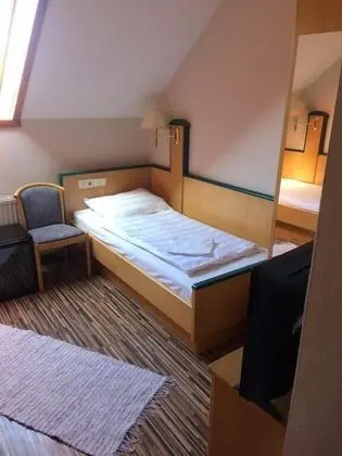 Classic Üç Kişilik Oda